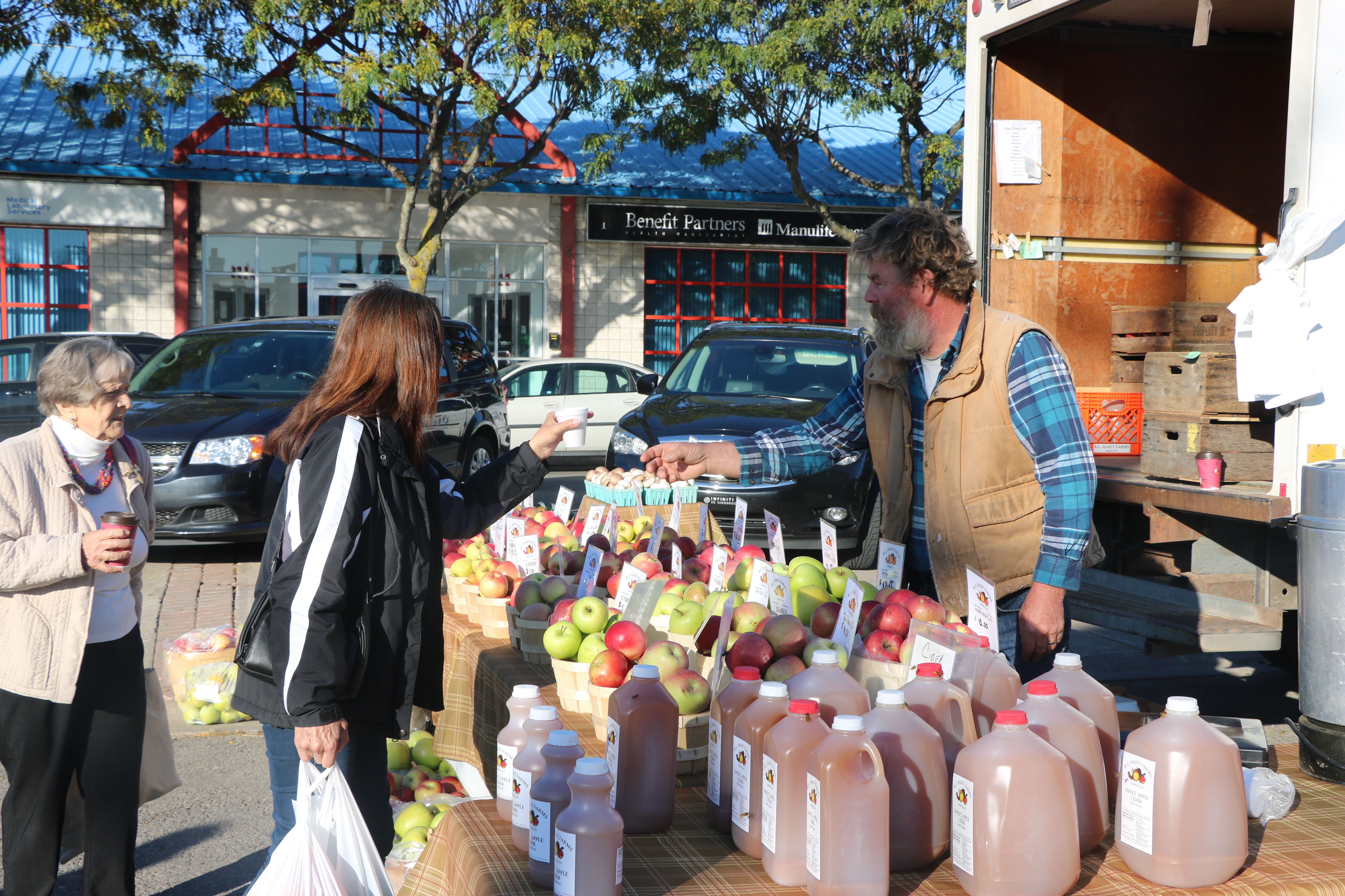 FarmersMarketFallSeason
