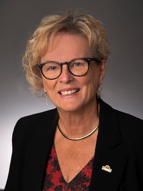 Picture of Councillor Donna Kalailieff