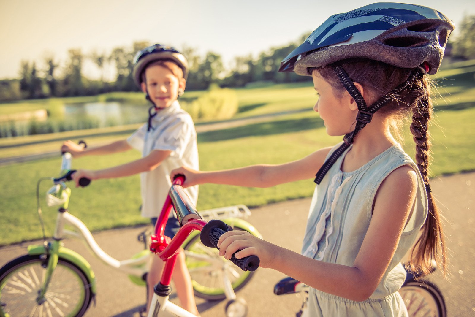 kids on bikes